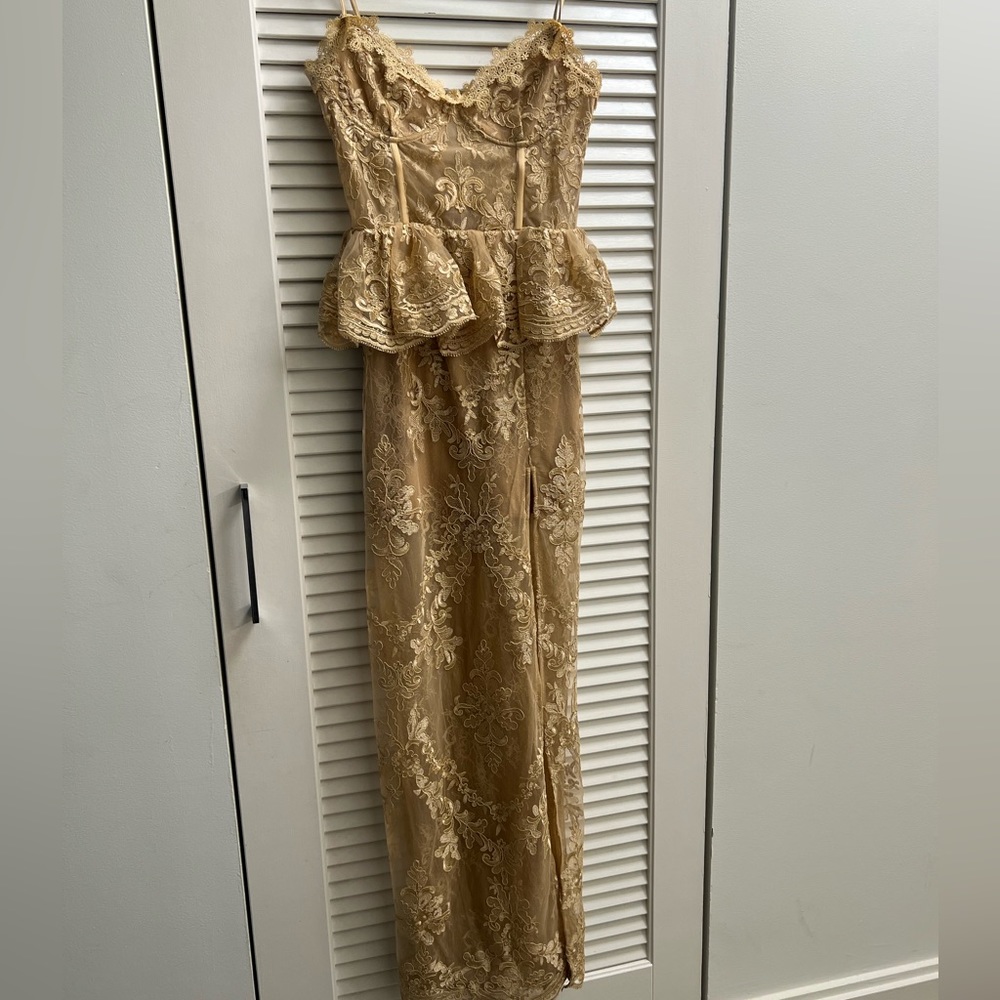 V Chapman dress - never worn, beautiful golden dress.
